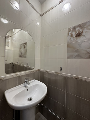 Сдам многокомнатную квартиру, Просвещения пр-кт, 33к1, Санкт-Петербург г