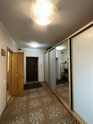 Сдам многокомнатную квартиру, Просвещения пр-кт, 33к1, Санкт-Петербург г