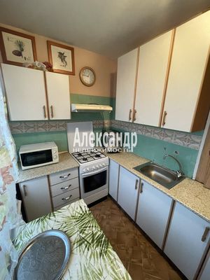 Продам двухкомнатную (2-комн.) квартиру, Северный пр-кт, 61к1, Санкт-Петербург г