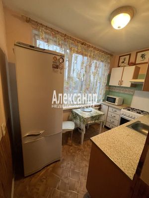 Продам двухкомнатную (2-комн.) квартиру, Северный пр-кт, 61к1, Санкт-Петербург г