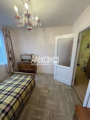 Продам двухкомнатную (2-комн.) квартиру, Северный пр-кт, 61к1, Санкт-Петербург г