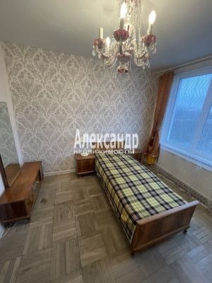 Продам двухкомнатную (2-комн.) квартиру, Северный пр-кт, 61к1, Санкт-Петербург г