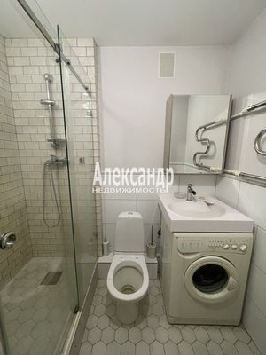 Продам двухкомнатную (2-комн.) квартиру, Северный пр-кт, 61к1, Санкт-Петербург г