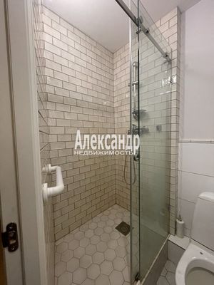 Продам двухкомнатную (2-комн.) квартиру, Северный пр-кт, 61к1, Санкт-Петербург г