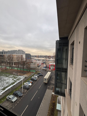 Продам однокомнатную (1-комн.) квартиру, Ремесленная ул, 15, Санкт-Петербург г