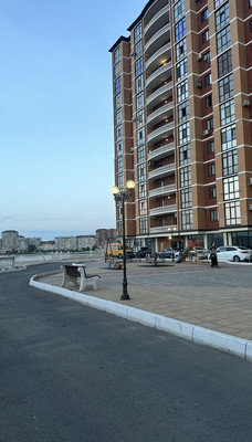 Продам двухкомнатную (2-комн.) квартиру, Хаджи Булача ул, 8кЕ, Махачкала г