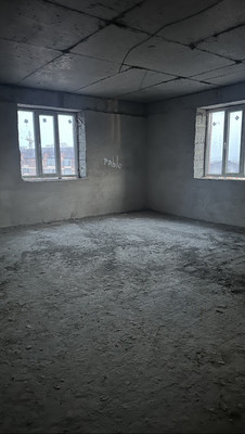 Продам двухкомнатную (2-комн.) квартиру, Хаджи Булача ул, 8кЕ, Махачкала г