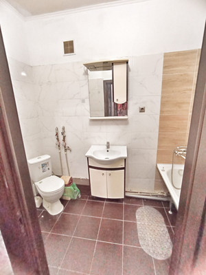 Продам двухкомнатную (2-комн.) квартиру, им. Сергея Есенина ул, 82/4, Краснодар г