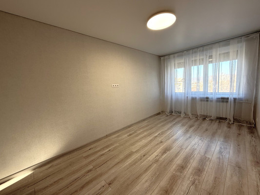 Продам двухкомнатную (2-комн.) квартиру, Пролетарская ул, 190, Апшеронск г