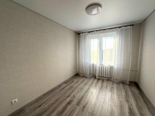 Продам двухкомнатную (2-комн.) квартиру, Пролетарская ул, 190, Апшеронск г