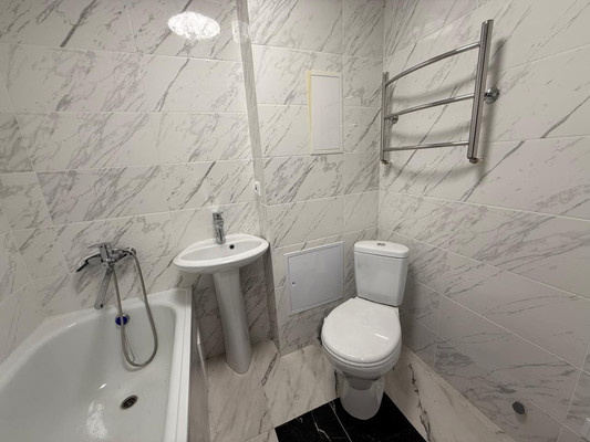 Продам двухкомнатную (2-комн.) квартиру, Пролетарская ул, 190, Апшеронск г