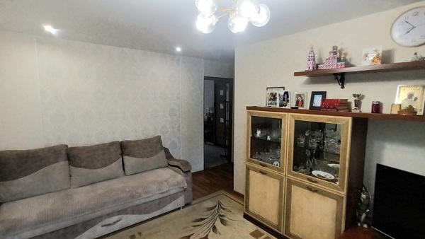 Продам трехкомнатную (3-комн.) квартиру, Циолковского (Центральный р-н) ул, 56, Новокузнецк г