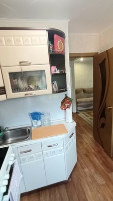 Продам трехкомнатную (3-комн.) квартиру, Циолковского (Центральный р-н) ул, 56, Новокузнецк г