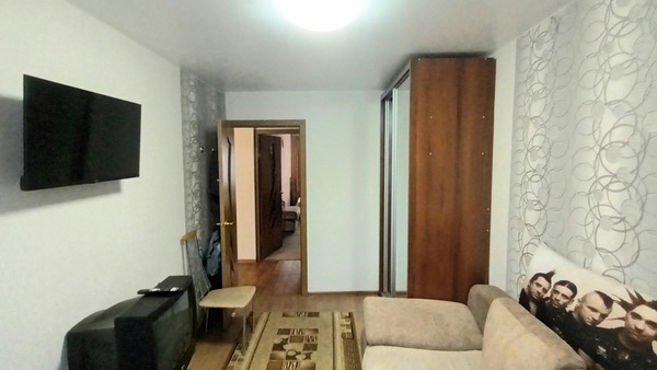 Продам трехкомнатную (3-комн.) квартиру, Циолковского (Центральный р-н) ул, 56, Новокузнецк г