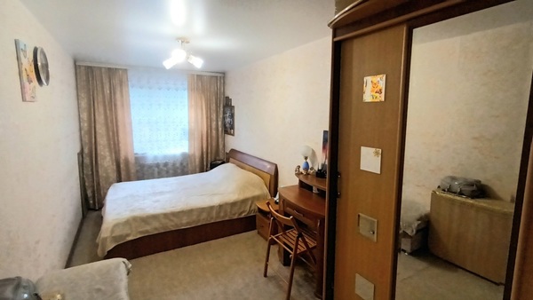 Продам трехкомнатную (3-комн.) квартиру, Циолковского (Центральный р-н) ул, 56, Новокузнецк г