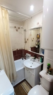 Продам трехкомнатную (3-комн.) квартиру, Циолковского (Центральный р-н) ул, 56, Новокузнецк г