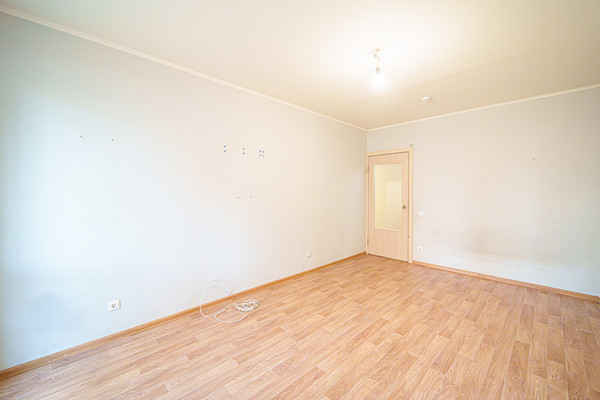 Продам однокомнатную (1-комн.) квартиру, Иньвенская ул, 19, Пермь г