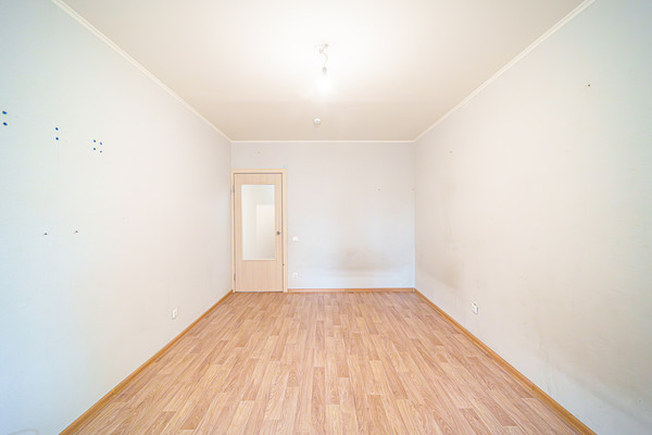 Продам однокомнатную (1-комн.) квартиру, Иньвенская ул, 19, Пермь г