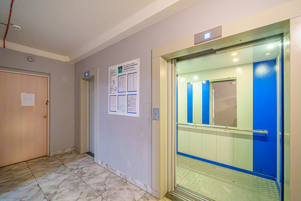 Продам однокомнатную (1-комн.) квартиру, Иньвенская ул, 19, Пермь г