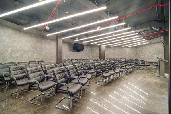 Продам торговое помещение 178,7 м2, Монастырская ул, 61, Пермь г