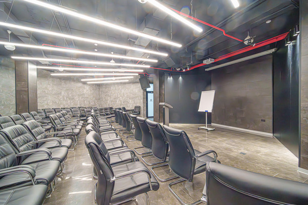 Продам торговое помещение 178,7 м2, Монастырская ул, 61, Пермь г