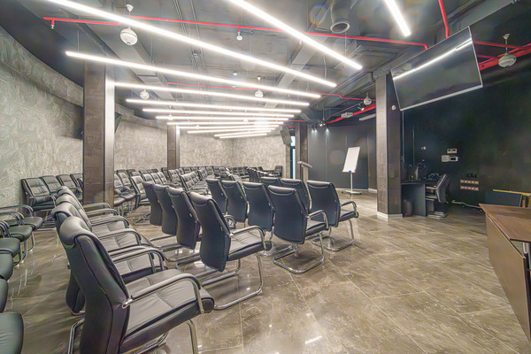 Продам торговое помещение 178,7 м2, Монастырская ул, 61, Пермь г