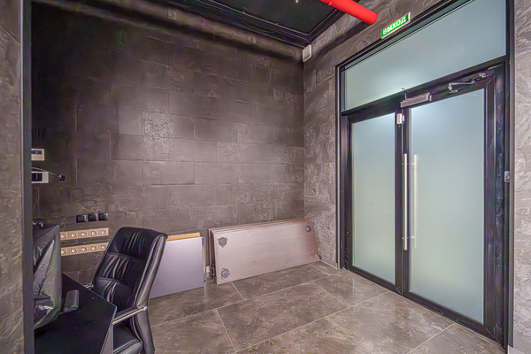 Продам торговое помещение 178,7 м2, Монастырская ул, 61, Пермь г