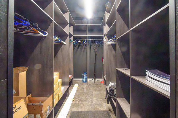 Продам торговое помещение 178,7 м2, Монастырская ул, 61, Пермь г