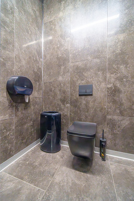 Продам торговое помещение 178,7 м2, Монастырская ул, 61, Пермь г