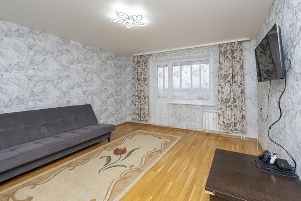 Продам трехкомнатную (3-комн.) квартиру, Зенкова ул, 4, Пермь г