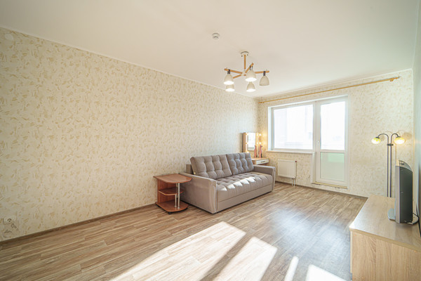 Продам двухкомнатную (2-комн.) квартиру, Окулова ул, 62к116, Пермь г