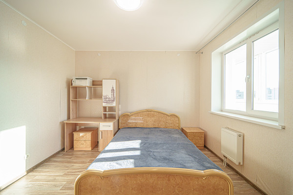 Продам двухкомнатную (2-комн.) квартиру, Окулова ул, 62к116, Пермь г