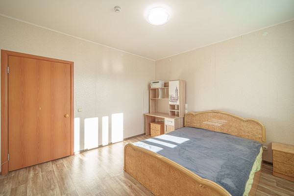 Продам двухкомнатную (2-комн.) квартиру, Окулова ул, 62к116, Пермь г