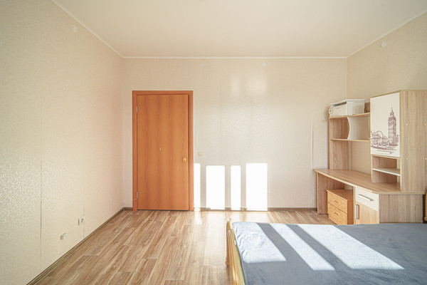 Продам двухкомнатную (2-комн.) квартиру, Окулова ул, 62к116, Пермь г