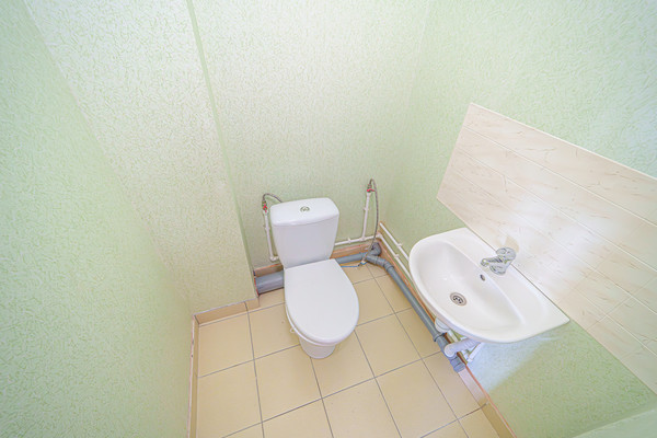 Продам двухкомнатную (2-комн.) квартиру, Окулова ул, 62к116, Пермь г