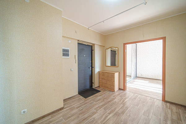 Продам двухкомнатную (2-комн.) квартиру, Окулова ул, 62к116, Пермь г