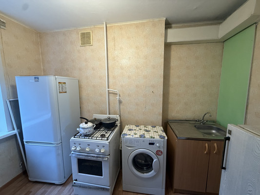 Продам комнату в 3-комн. квартире, Самолетная ул, 30, Пермь г