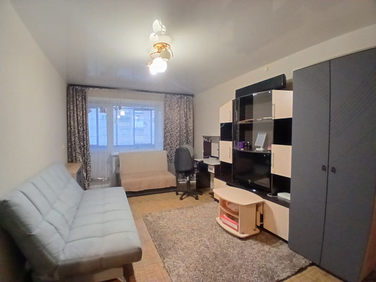 Продам однокомнатную (1-комн.) квартиру, Металлистов ул, 2, Юго-Камский п