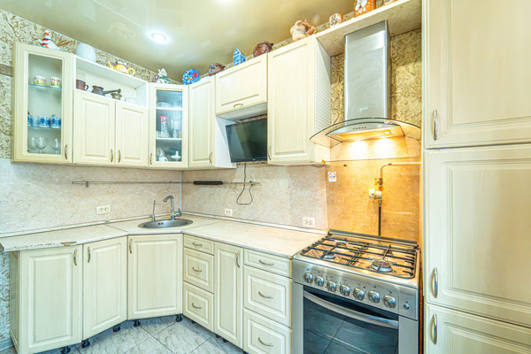 Продам многокомнатную квартиру, Юрша ул, 60, Пермь г