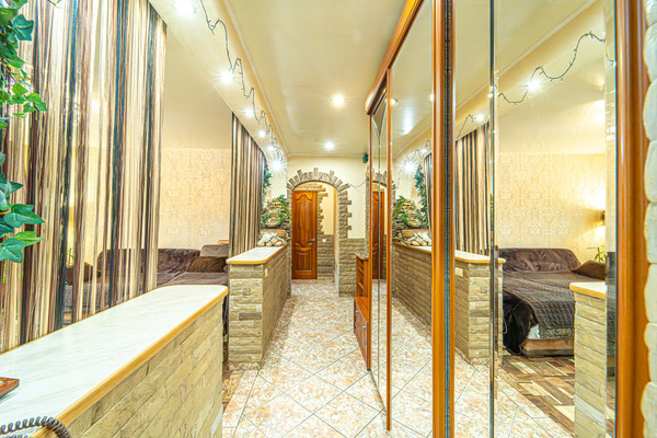 Продам многокомнатную квартиру, Юрша ул, 60, Пермь г