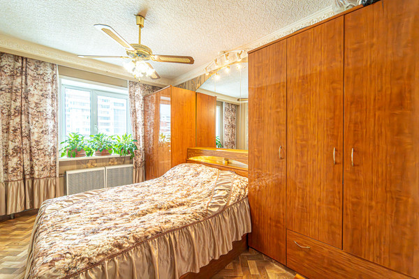 Продам многокомнатную квартиру, Юрша ул, 60, Пермь г