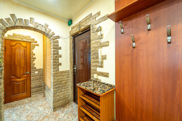 Продам многокомнатную квартиру, Юрша ул, 60, Пермь г