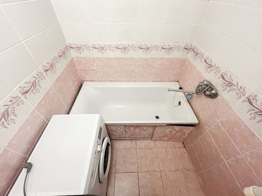 Продам двухкомнатную (2-комн.) квартиру, Газеты Искра ул, 15, Кунгур г