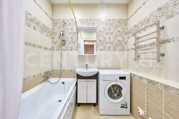 Продам двухкомнатную (2-комн.) квартиру, Александра Щербакова ул, 43а, Пермь г