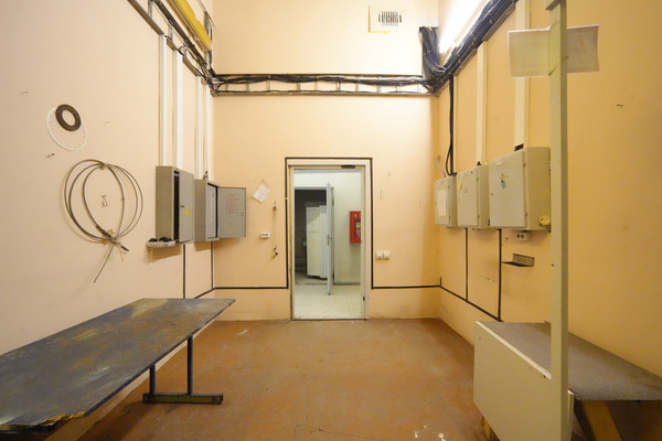 Продам коммерческое помещение 361,7 м2, ЮВ Березник зона, 1, Березник д