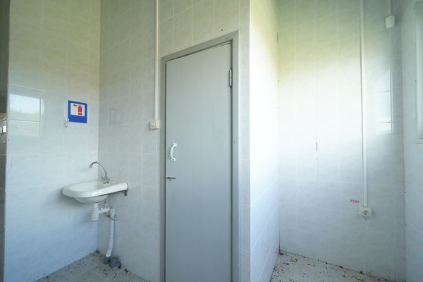 Продам коммерческое помещение 361,7 м2, ЮВ Березник зона, 1, Березник д