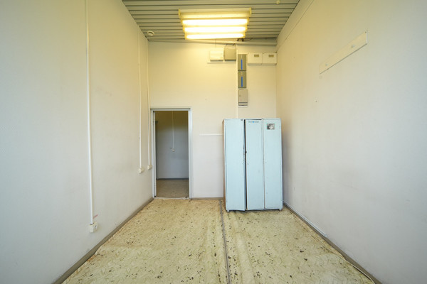 Продам коммерческое помещение 361,7 м2, ЮВ Березник зона, 1, Березник д