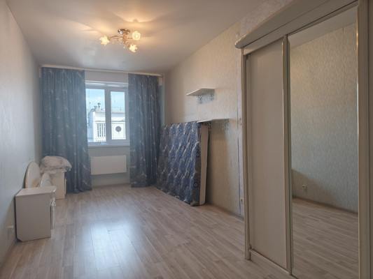 Продам двухкомнатную (2-комн.) квартиру, Мира ул, 25, Пермь г