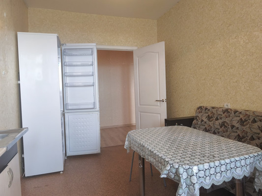 Продам двухкомнатную (2-комн.) квартиру, Мира ул, 25, Пермь г