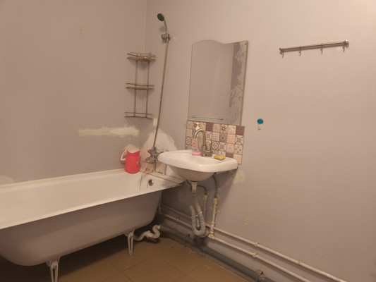 Продам двухкомнатную (2-комн.) квартиру, Мира ул, 25, Пермь г